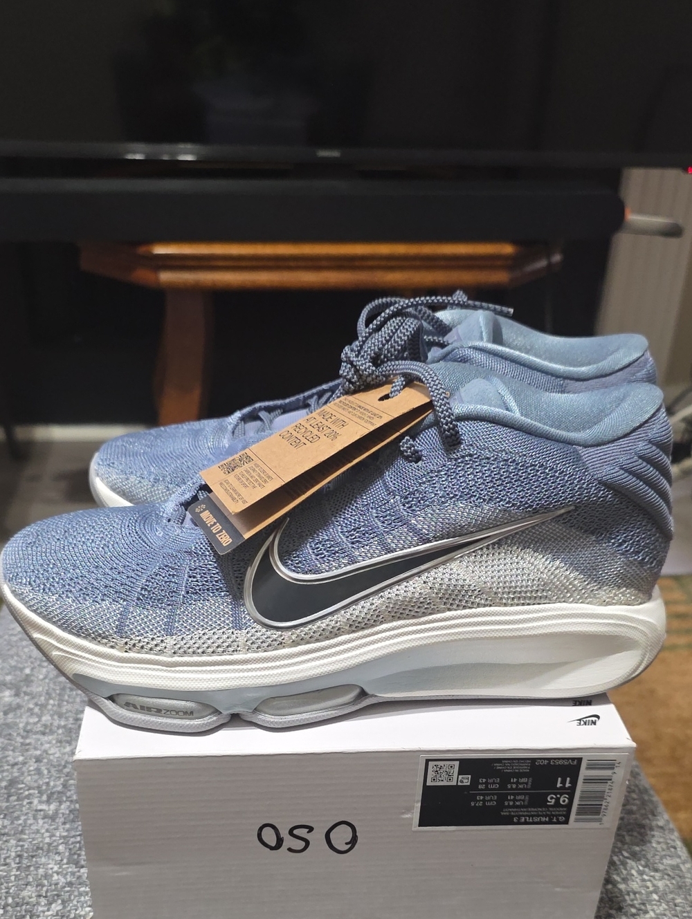 Nike Men’s Light Blue Flyknit Sneakers with White Sole
